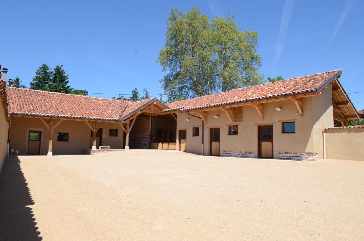 Ancien Haras Refait A Neuf A 3 Km De Vonnasヴィラ エクステリア 写真