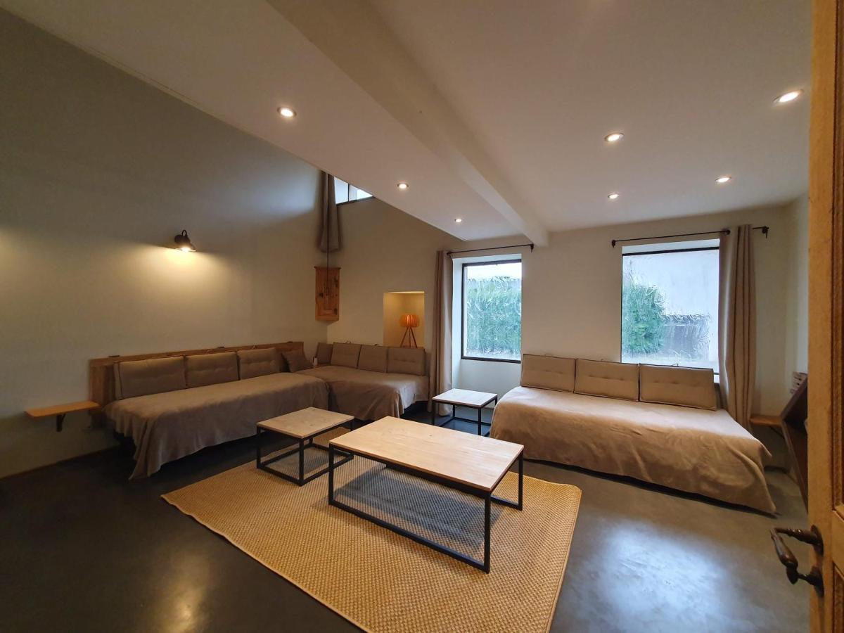 Ancien Haras Refait A Neuf A 3 Km De Vonnasヴィラ エクステリア 写真
